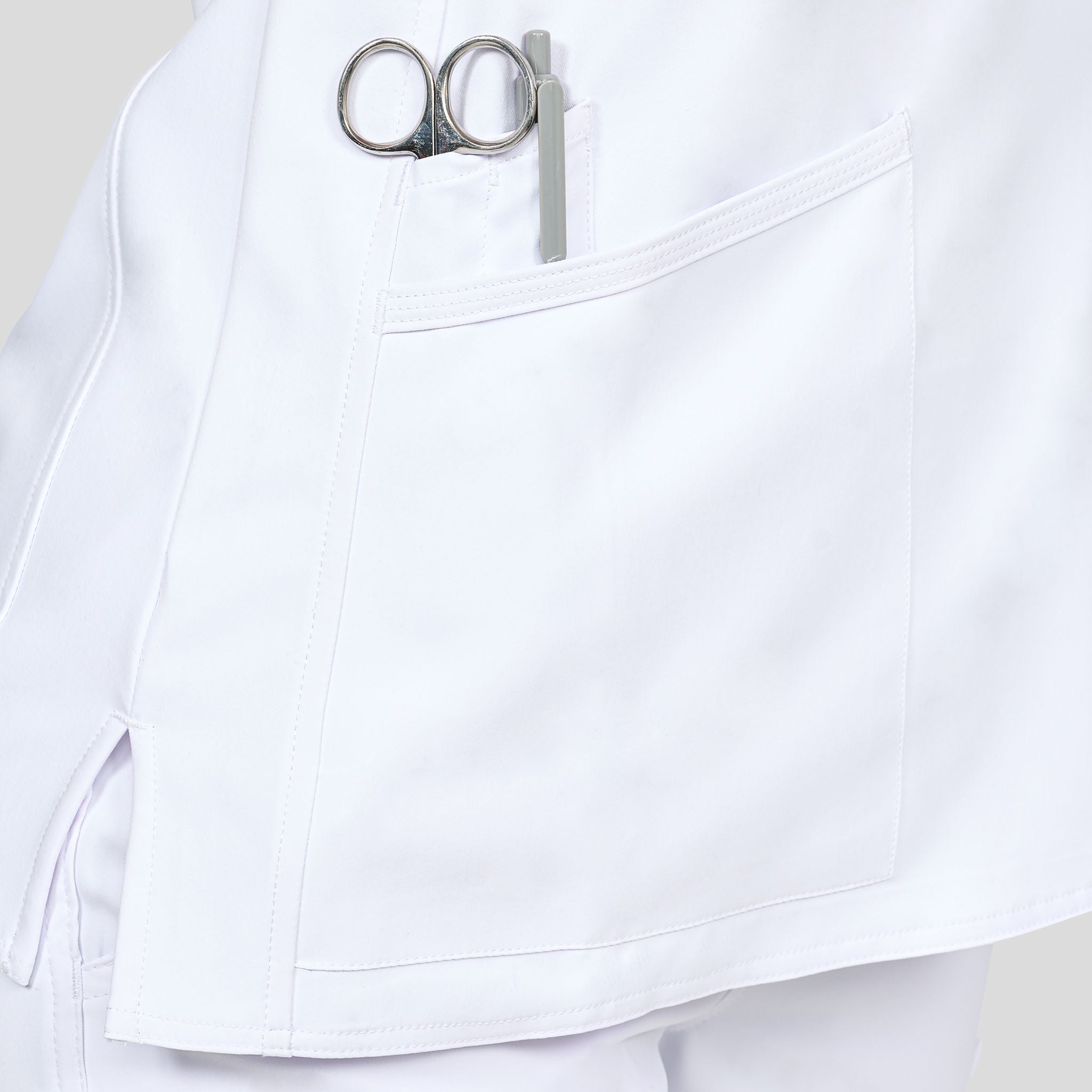 Focus V-Neck Top | White