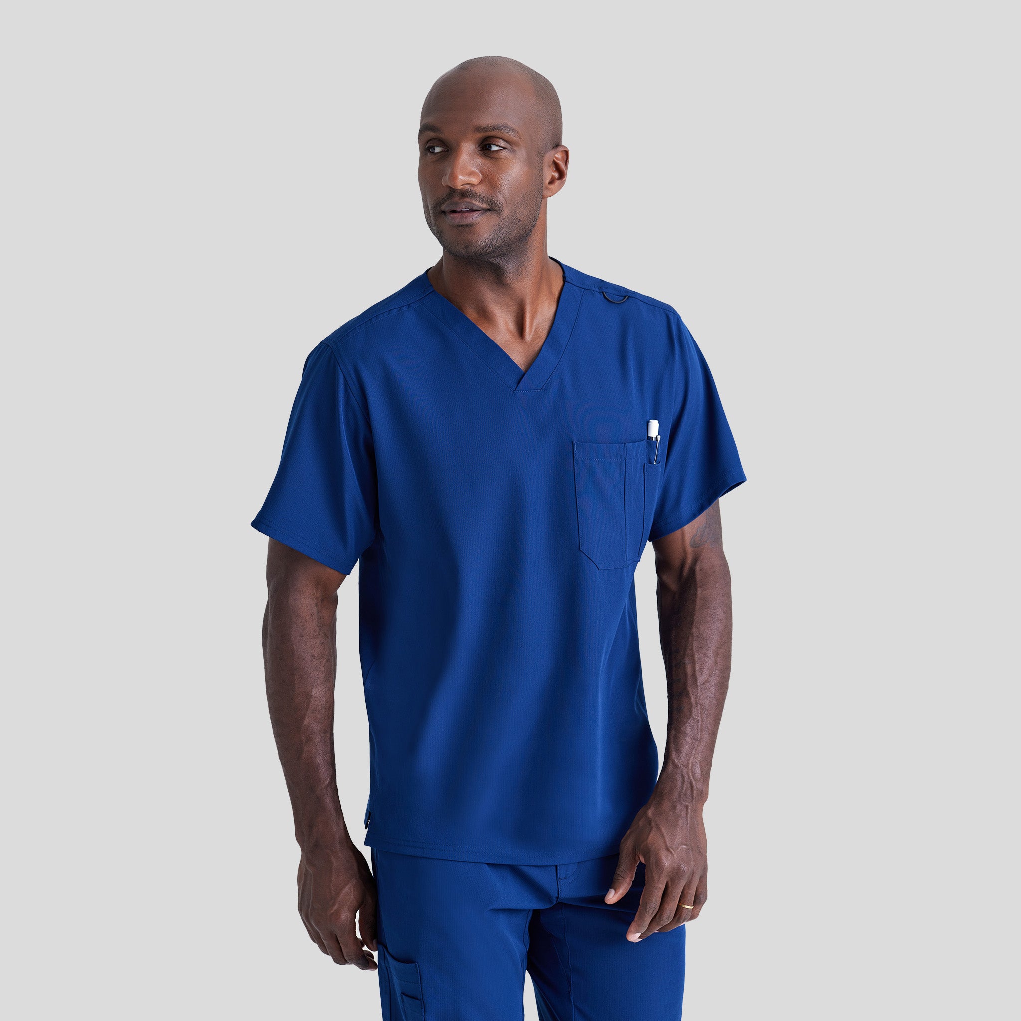 Men's Structure 1-Pocket V-Neck Scrub Top | Navy
