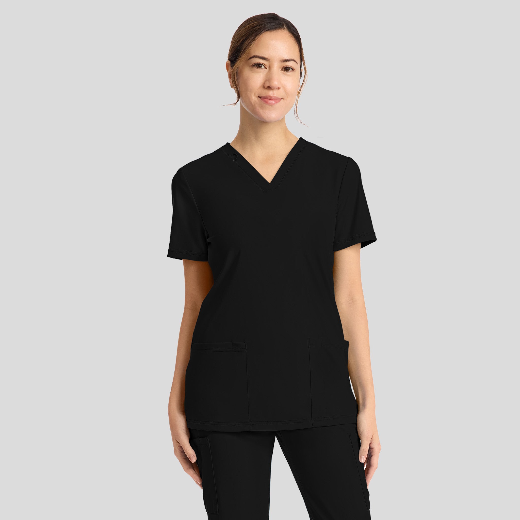 Achieve 2-Pocket Scrub Top | Black