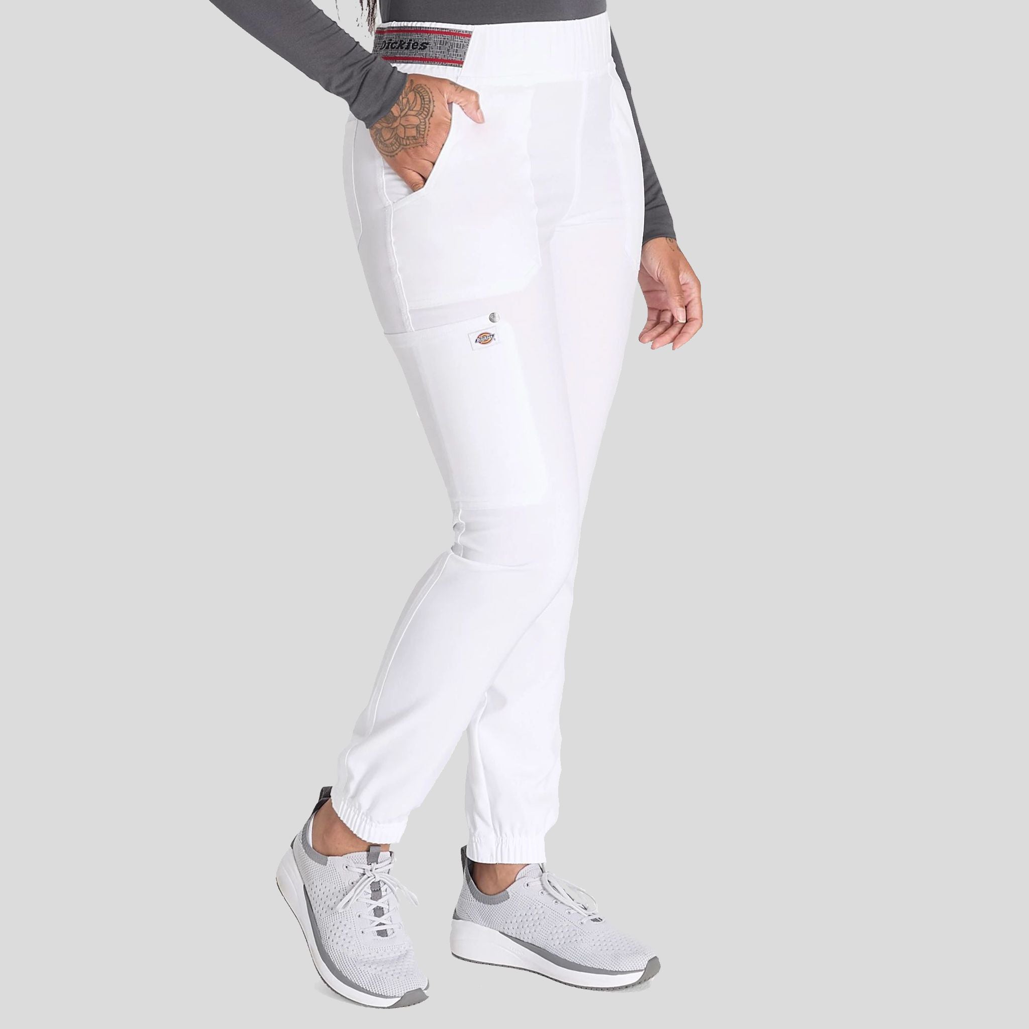 Women's Mid Rise Jogger Scrub Pant | White