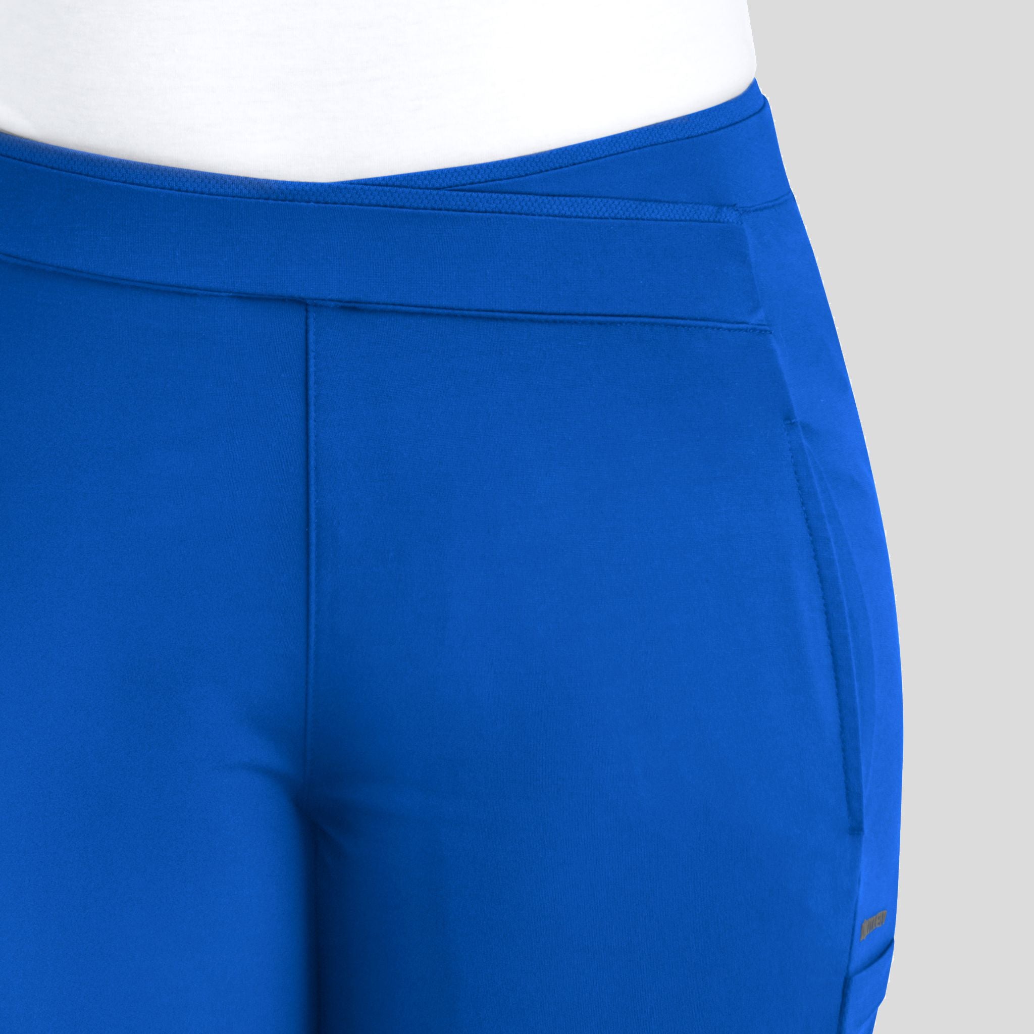 Maevn_Focus_60301_royal_waistdetail