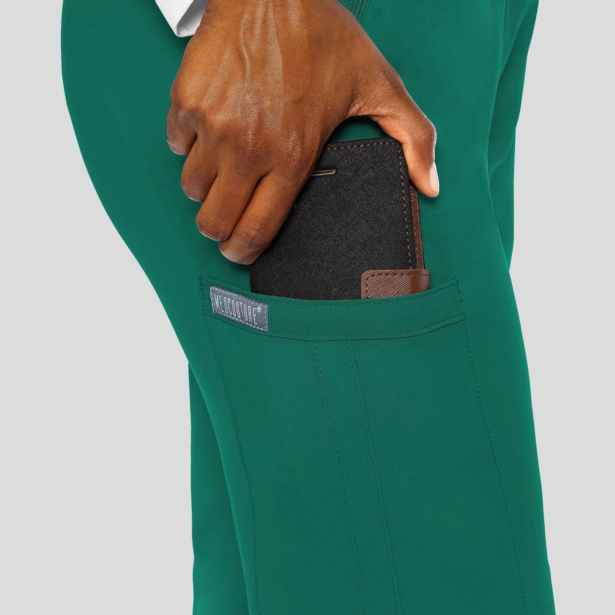 MedCouture_Insight_MC2702_hunter_detail2