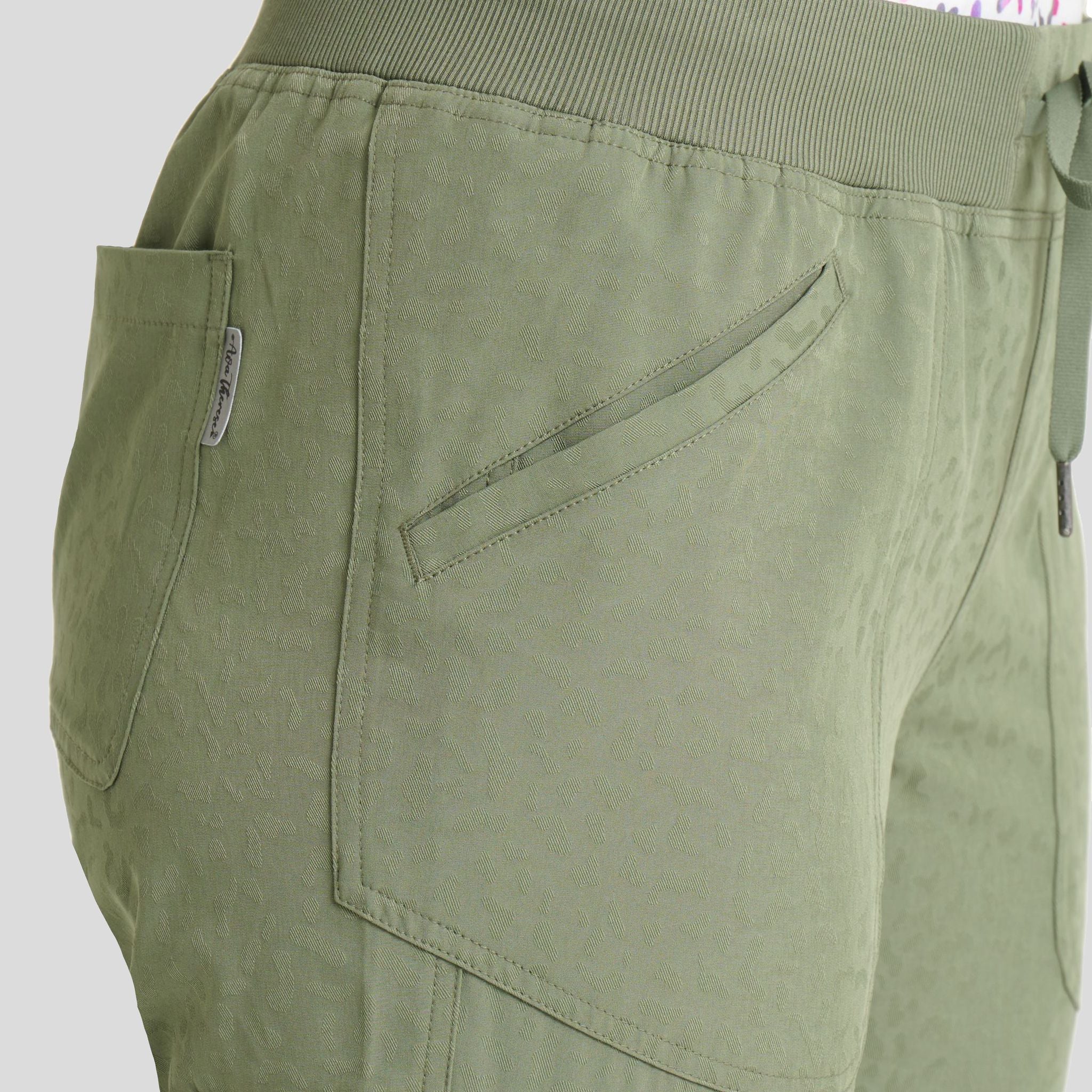 Zavate_javquard_3070_olive_detail